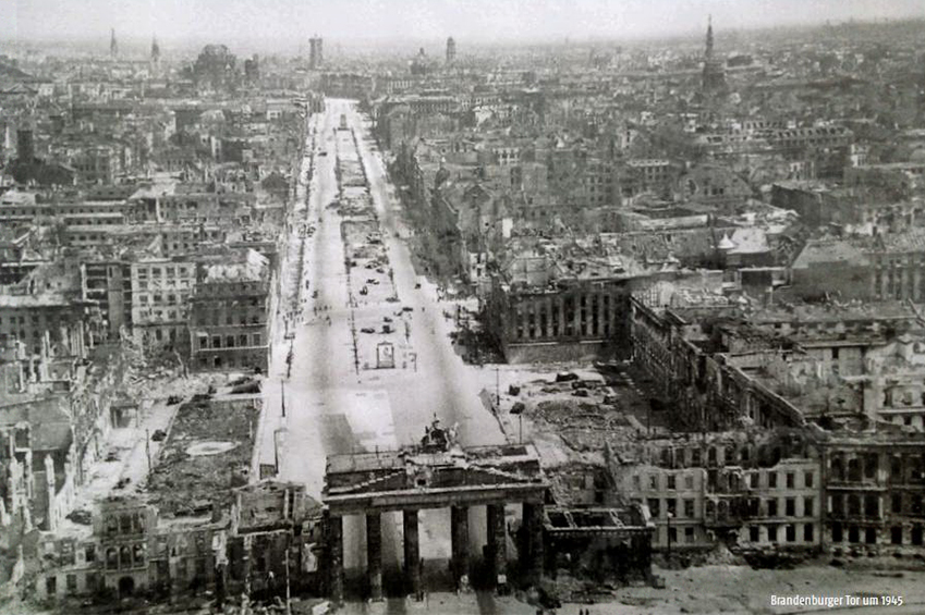 Im 2. Weltkrieg, wurde ein Großteil der Ladengeschäfte wurde zerstört, und 1945 galt es, alles wieder aufzubauen.